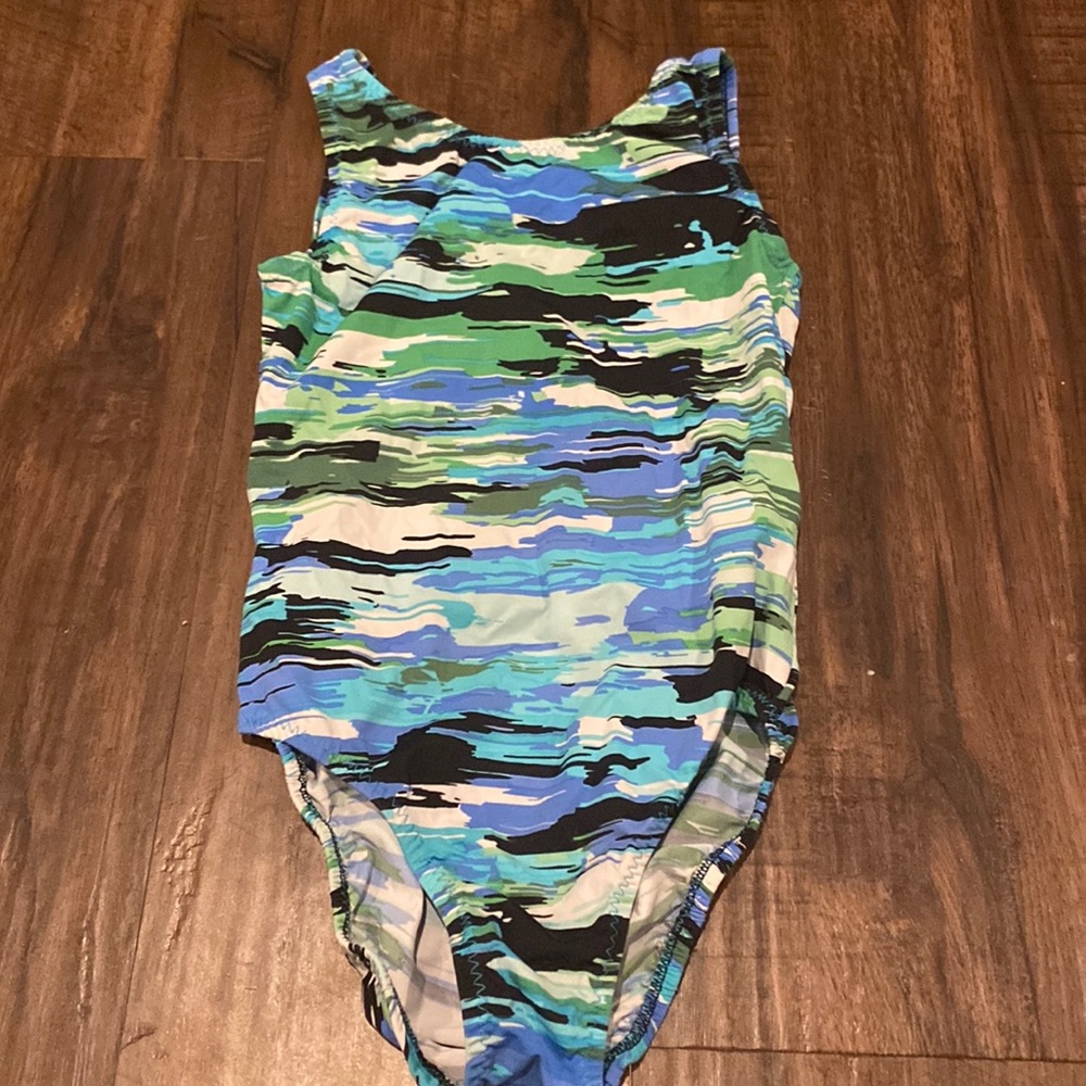 Unknown brand gymnastics leo child large